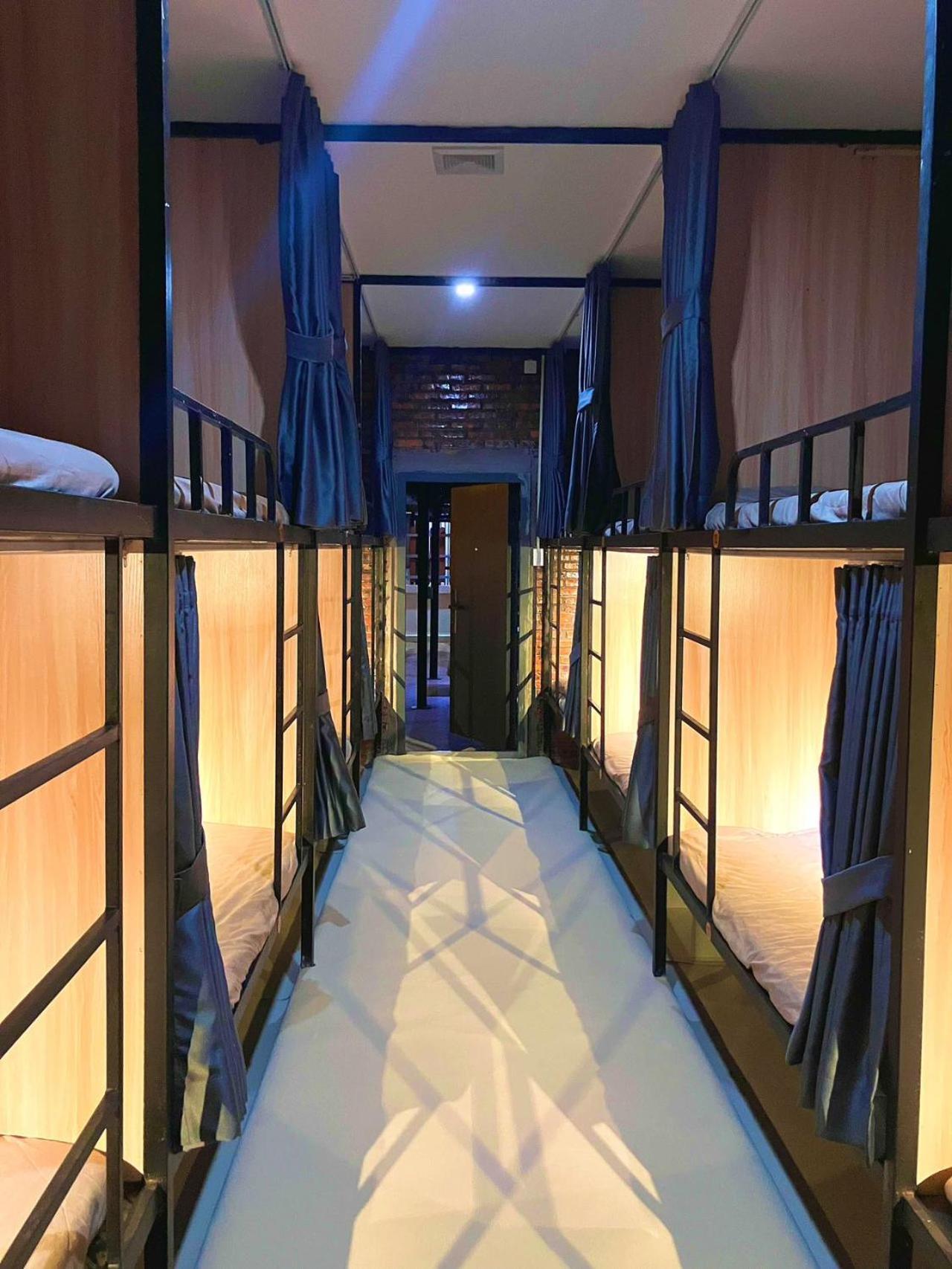 Venn Hostel Vientiane Buitenkant foto