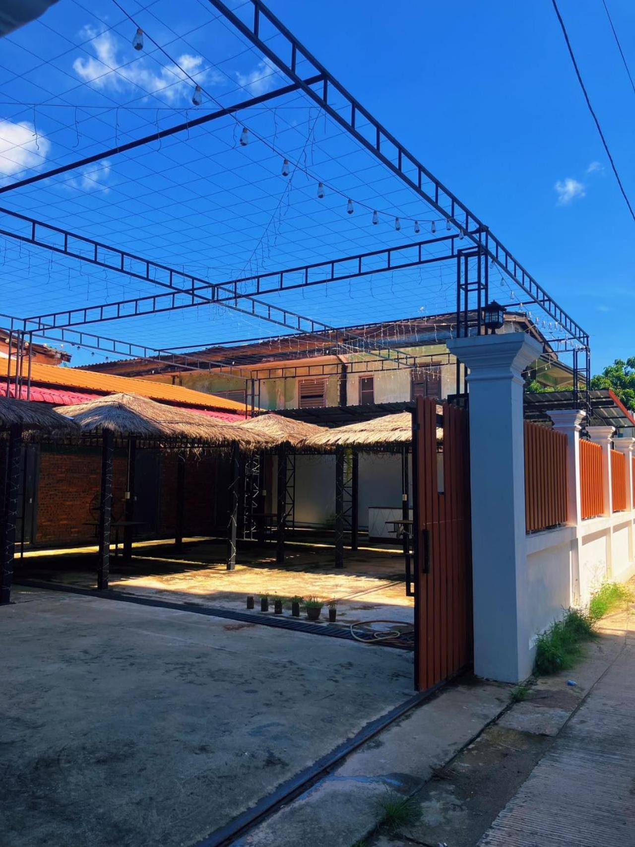Venn Hostel Vientiane Buitenkant foto