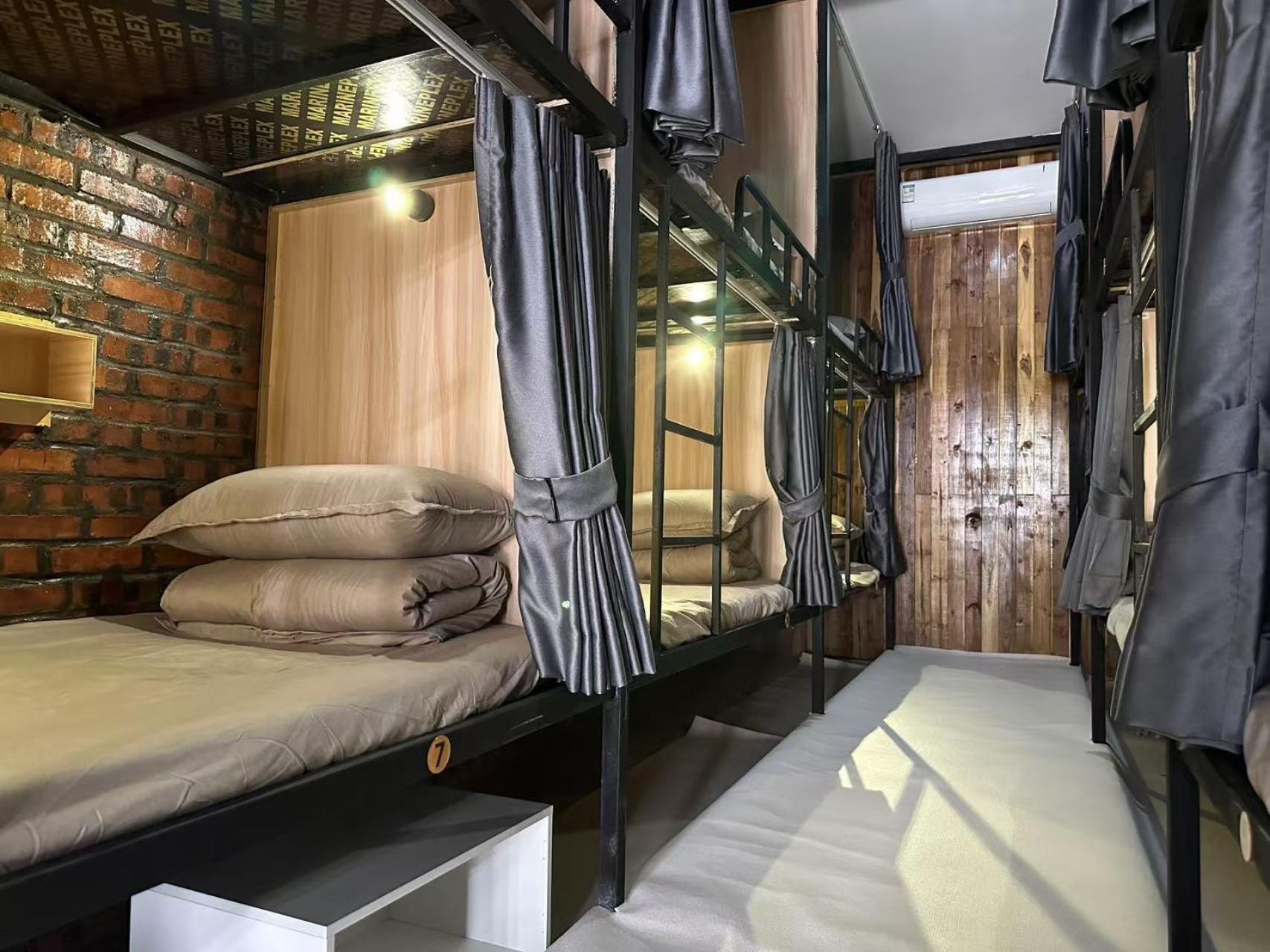 Venn Hostel Vientiane Buitenkant foto